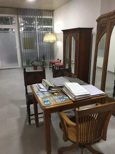 Oficina interior de trabajo